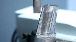 Обработка детали "Лопатка" на MCV 1000 POWER 5 AX с отечественной СЧПУ