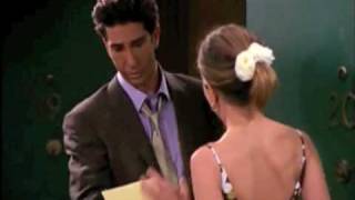 Friends - Gag di Phoebe divertentissima di quando Chandler e Monica devono sposarsi! - Ita