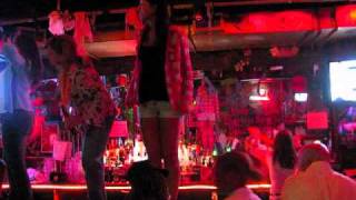 Coyote Ugly in Nashville
