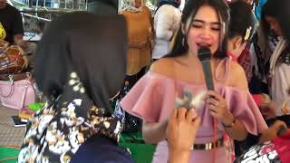 jaipong dangdut daun puspa