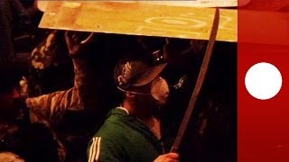 Massive fights erupt as masked nationalists march on Maidan Square, Kiev