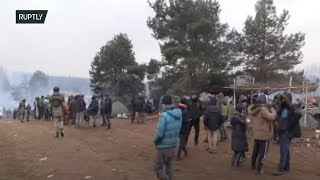 LIVE: Thousands of migrants still hope to cross Belarus-Poland border