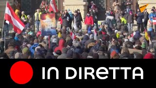 Austria: negazionisti del Covid protestano a Vienna