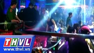 THVL | Đột kích quán bar giữa trung Tâm TP.HCM, tạm giữ hàng chục người để kiểm tra