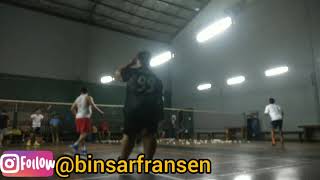 #badmintonindonesia #bigbadminton #badmintonlovers #oranggendut                     Dua fat boy ??