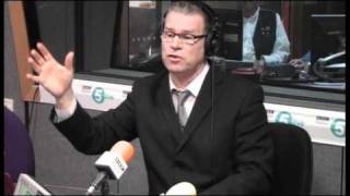 127 Hours reviewed by Mark Kermode