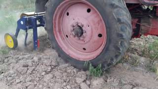 Виброскоба для выкопки чеснока - тестирование на засоренных полях