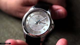 VICTORINOX OFFICERS DAY DATE REVIEW