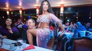 Ночной круиз по Босфору с зажигательным шоу