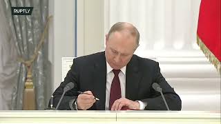 Putin signs decree on recognition of DPR and LPR as independent