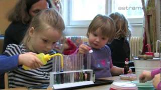 Music kindergarten Luna, Wien; Where children learn freely: Commercials / Promotional: AUSTRIA: ...