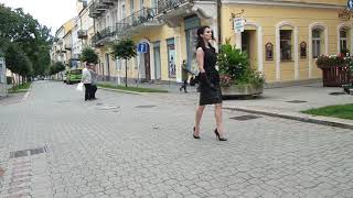 Extreme High Heels Walk