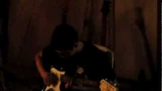 דניאל ליובין ניגן Red Hot Chili Peppers-Tell Me Baby