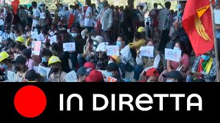 Myanmar, continuano le proteste contro il colpo di stato militare