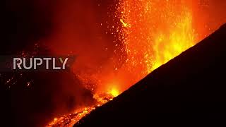 Italy: Red-hot lava sets sky ablaze in newest Etna eruption