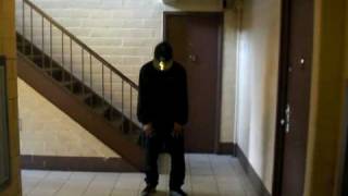 Kidd Akumu - labbing up . (krump)