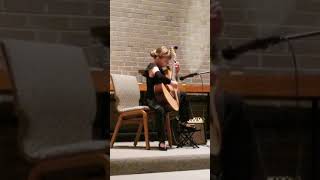 11 year old kid playing classical guitar / Capricho Arabe - Sonya Wert