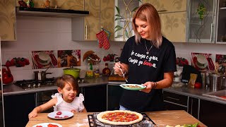 HOMEMADE PIZZA RECIPE.
