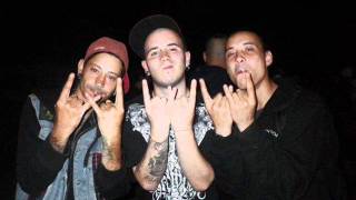 01-RapExplosive-S.L.C. Rap fuori Di Cresta (Skit Cruel-T LFRZ)