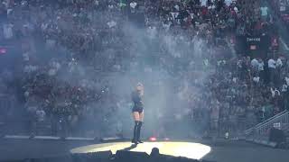 Taylor Swift: Ready For It (Live) from Ohio Stadium in Columbus OH (2018)