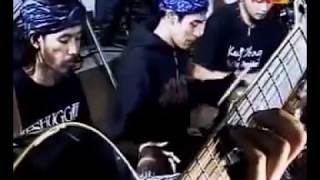 Burgerkill Feat Fadli and Minus48, Karinding Attack   Tiga Titik Hitam Live MTV