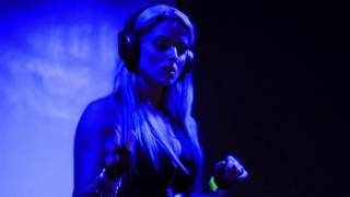 Deep Fresh Femmale Attack (Aftermovie)