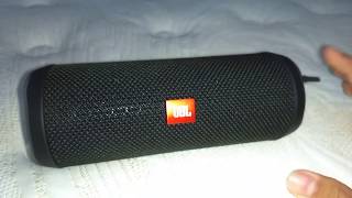Jbl Flip 4 diz ser a prova da água mas não é bem assim