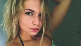 zoie burgher sexiest moments 2017