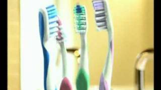 Зубная щетка Colgate® Отбеливающая