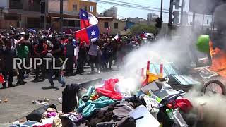 Chile: Protesters burn migrant camp belongings during mass anti-immigration protest in Iquique