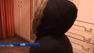 Подруги заставили несовершеннолетнюю киевлянку отр...