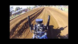 Finley Tractor Pull 2013 - Little Willey
