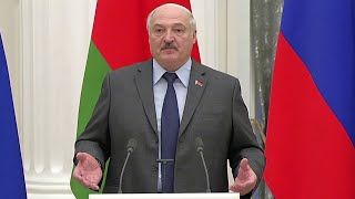 Лукашенко шутит: Со старшим братом посоветуемся и решим! Чего вы переживаете? / Переговоры с Путиным