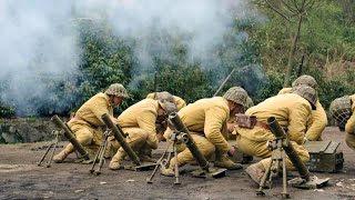 日軍悄悄摸到共軍據點旁，共軍女戰士被日軍俘虜，拼命掙脫臨死前終於發出警告！