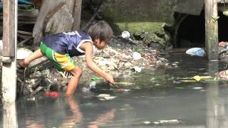 KARAPATAN NG MGA BATA ! Clowns Sans Frontières aux Philippines, Novembre 2012