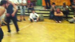 Bboy KC1 & Uwe vs Ali & Nash back in the day jam