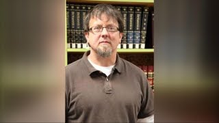 Teacher locks himself in classroom with gun: Authorities