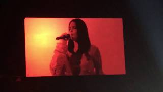Halsey: HFK tour intro and eyes closed live