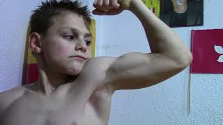 workout muscle , deltoids and triceps