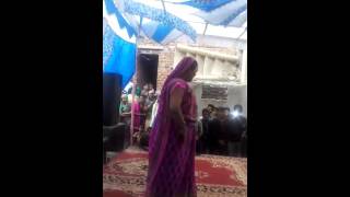 Indian women crazy dances.