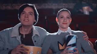 Lili Reinhart+Cole Sprouse❤