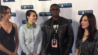 Extra TV Interview: Supergirl Stars & Producer
