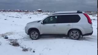 Nissan X-trail T31 на бездорожье, диагональное вывешивание