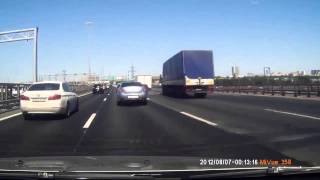 ФУРА ПОДРЕЗАЛА ВАЗ 2107!! 6.07.2015