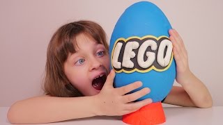 [JOUET] Oeuf Géant en Play Doh Lego - Studio Bubble Tea Unboxing Giant Lego egg