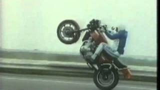 Arto Nyquist - Stunting on a Z1300 - YouTube2
