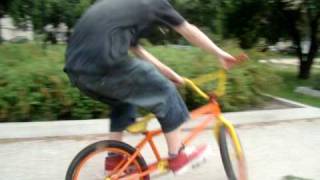 Bunnyhop 360 bmx
