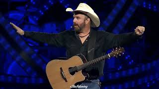 Tom Segura Sings for the Moms