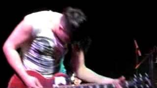 The Gossip - Keeping You Alive / Don't Make Waves