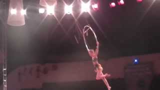 Самая гибкая в мире девочка в кольце-The world's most flexible girl in the ring